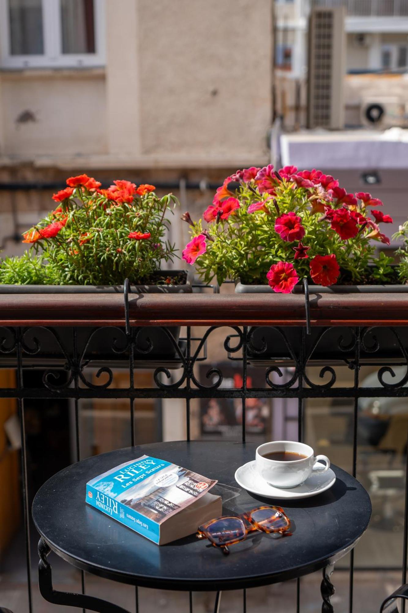 Phaedra Suites (Adults Only) ريثيمنو المظهر الخارجي الصورة